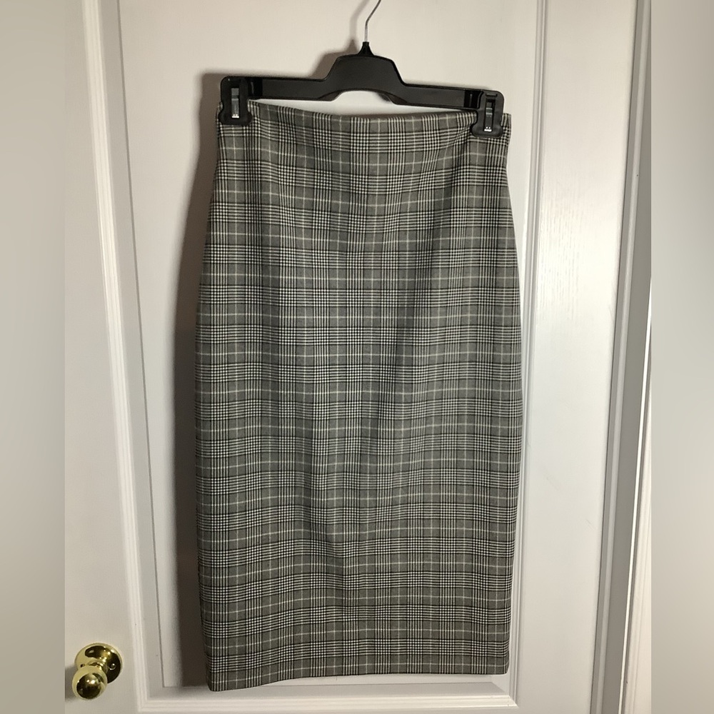 Zara Woman Classic Gray Plaid Pencil Skirt